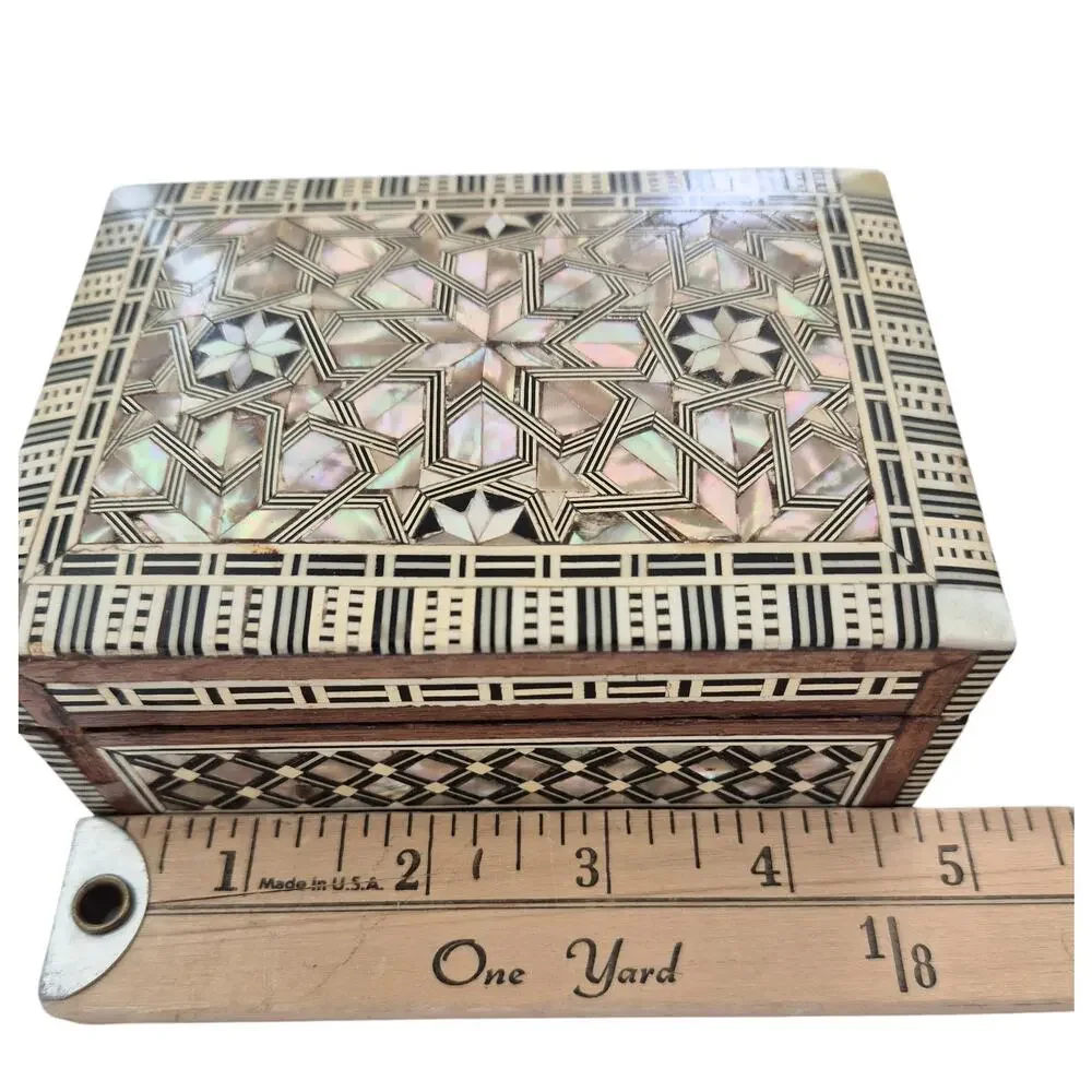 Vintage Wood & Mother of Pearl Inlaid Mosaic Box Trinket Jewelry Catchall Small